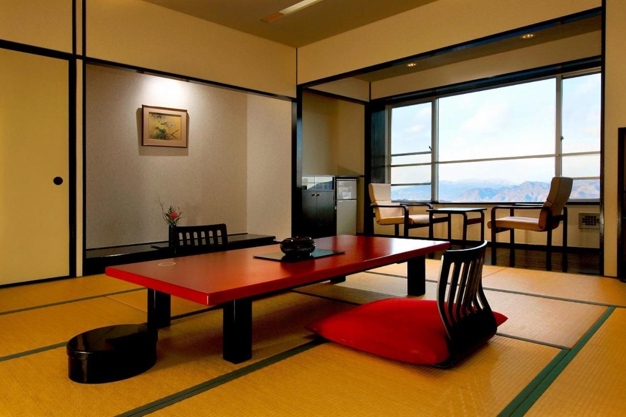 Shinki Hotel Shibukawa Exterior photo