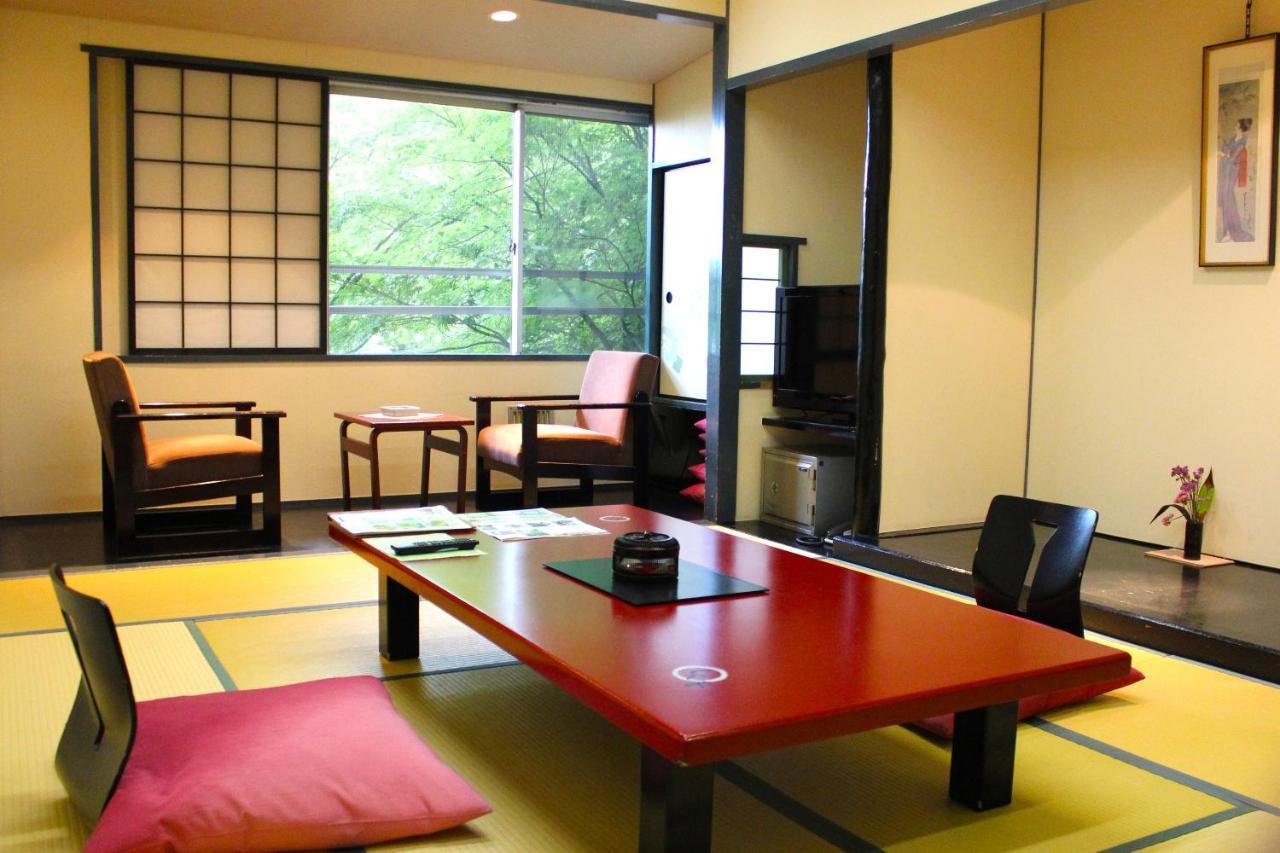 Shinki Hotel Shibukawa Exterior photo