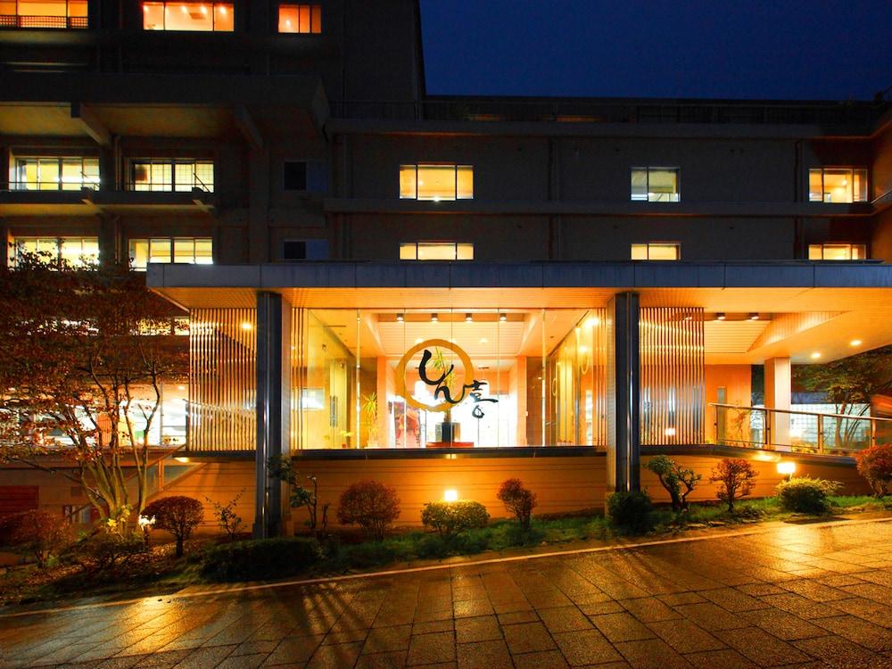 Shinki Hotel Shibukawa Exterior photo